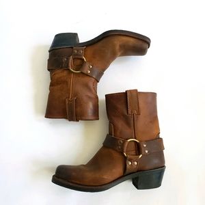 Genuine FRYE 8R Square Toe Harness womens 7.5